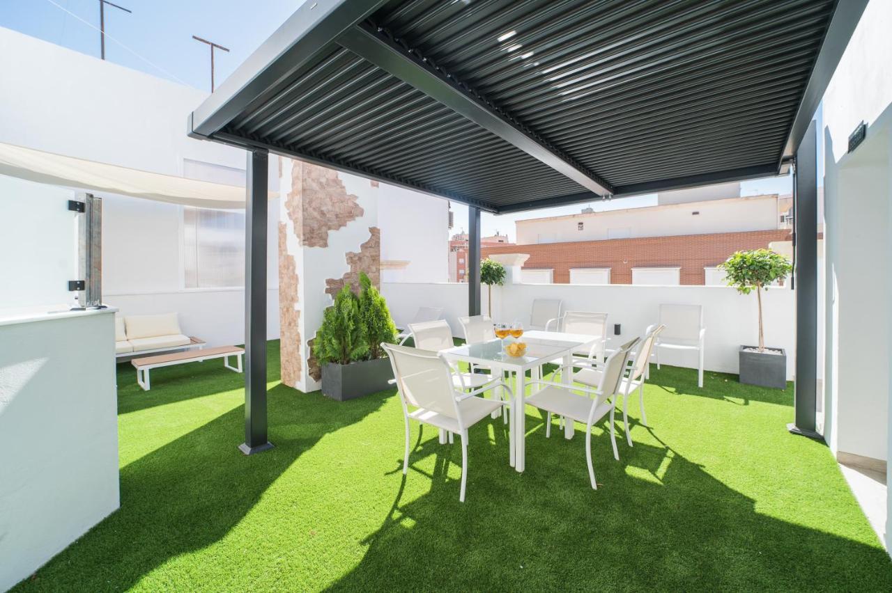 Boutique Apartments- La Gloria 1908 Almeria Exterior photo