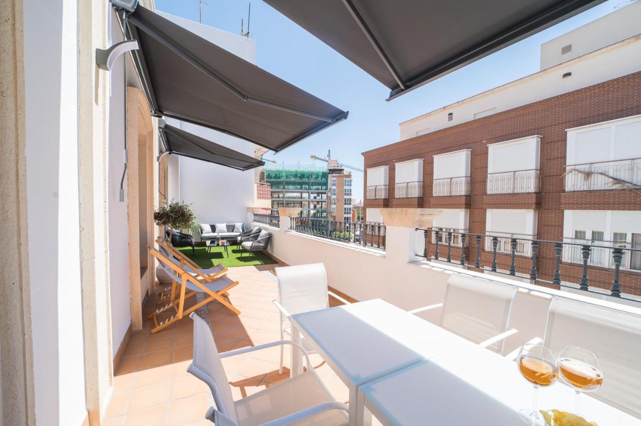 Boutique Apartments- La Gloria 1908 Almeria Exterior photo